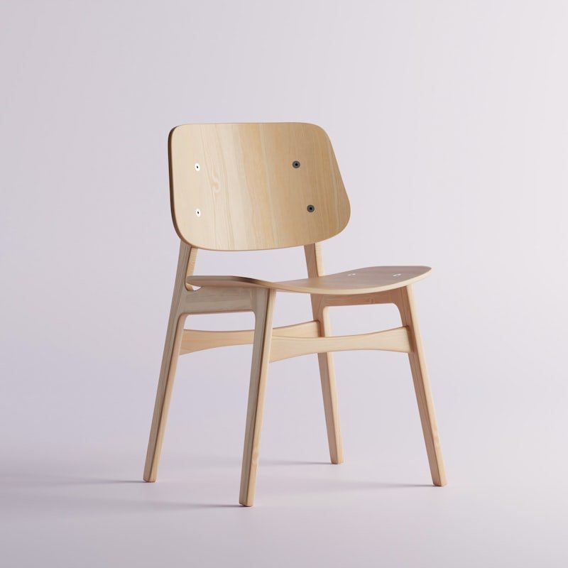 Chaise scandinave hêtre